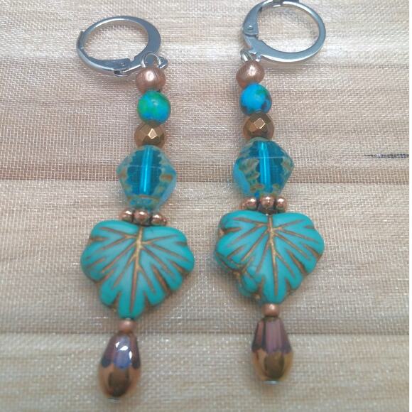 Artisan Fall Leaf Earrings Dangle Autumn Blue Czech Glass Copper Accents NEW - Picture 7 of 9